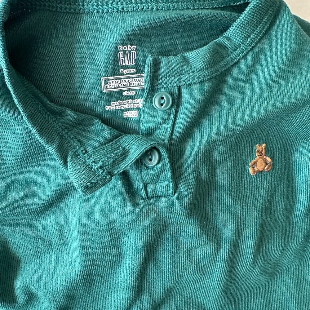 Baby Gap Green Pajama Set